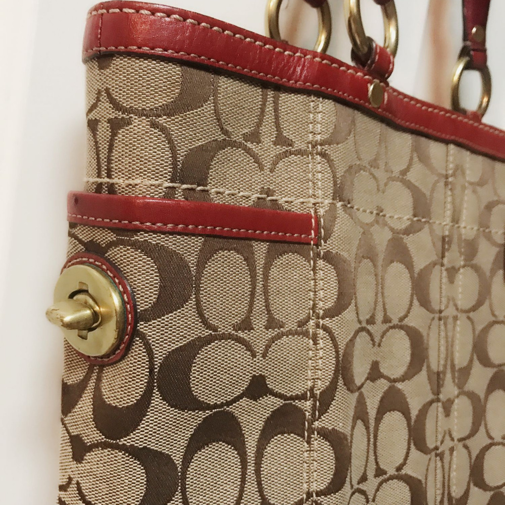 Authentic Coach Handbag - Picture 5 of 8